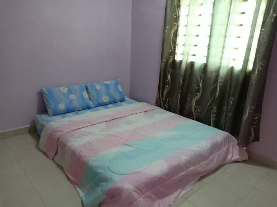 Villa Purple Townhouse 3R2B Wifi Sekinchan Exterior foto